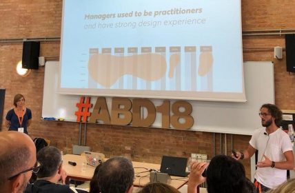 Ilaria e Nicolò parlano alla conferenza Agile Business Day